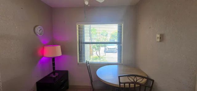 Unit 613 photo 9