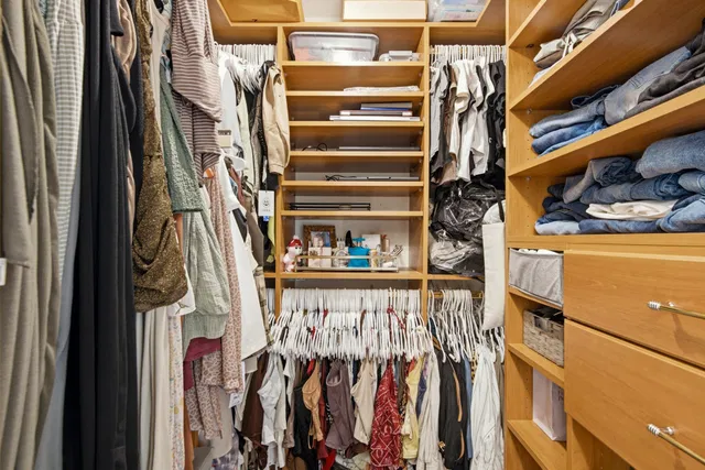 Residence photo 36