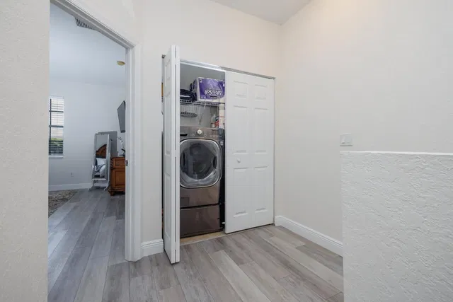 Unit 102 photo 13