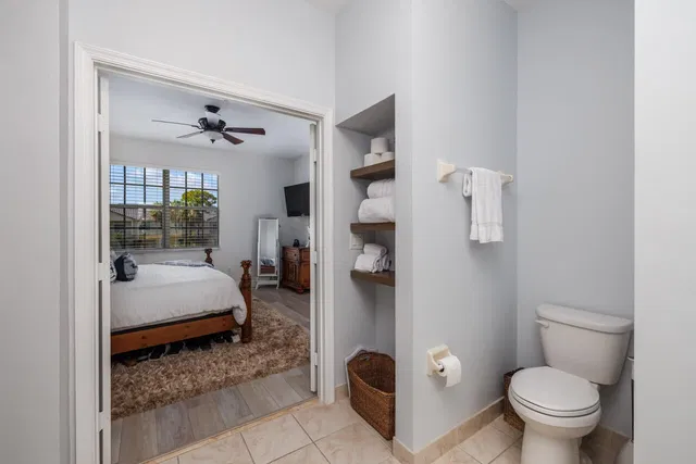Unit 102 photo 18