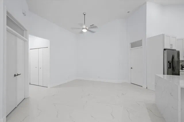 Residence photo 7