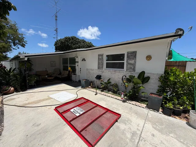 Residence photo 2