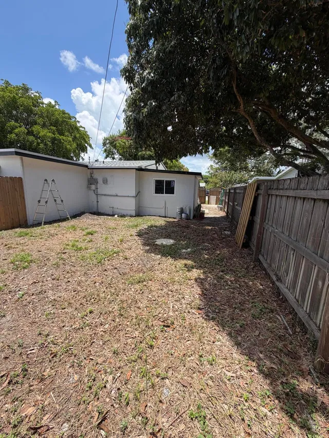 Residence photo 20