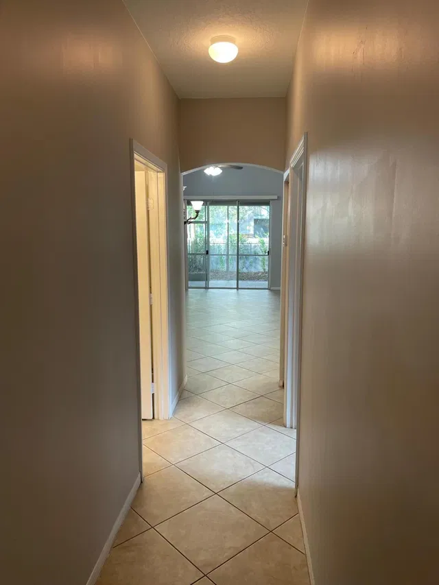 Residence photo 19
