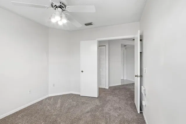 Unit c photo 20