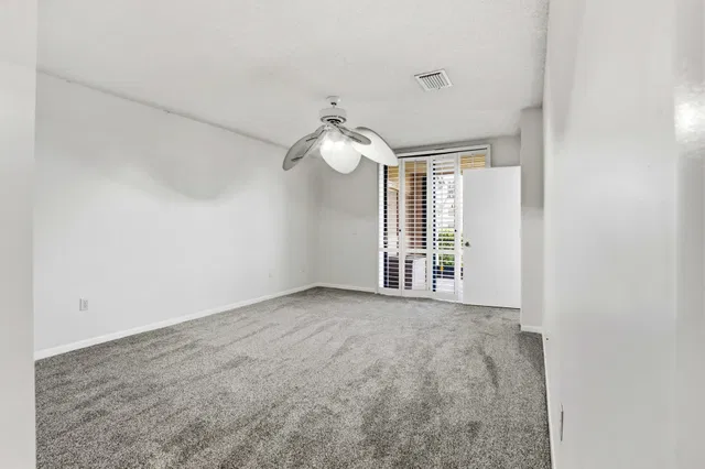 Unit c photo 27