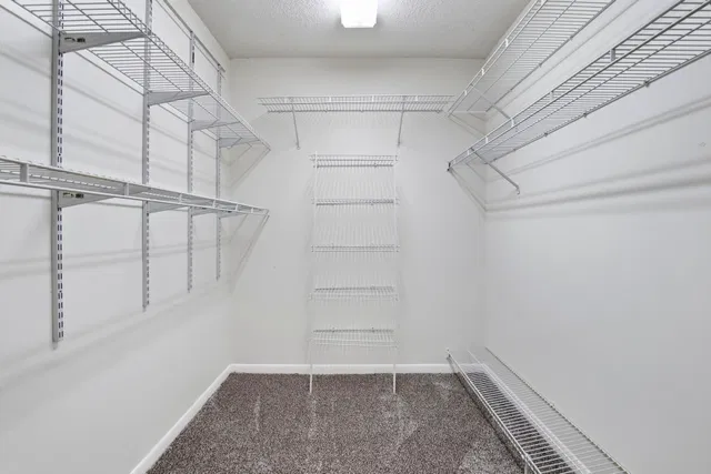 Unit c photo 29