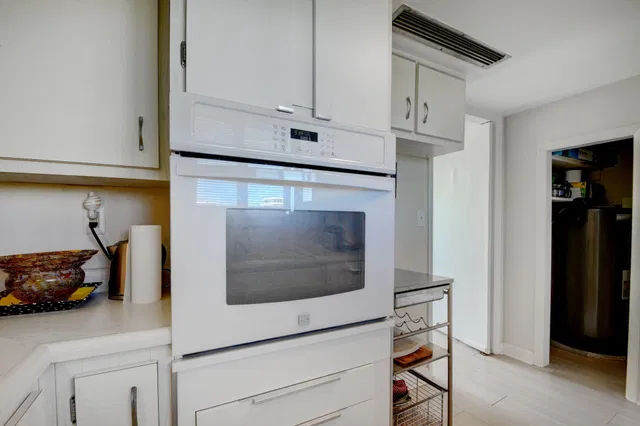 South Palm Beach Unit 403 photo 12