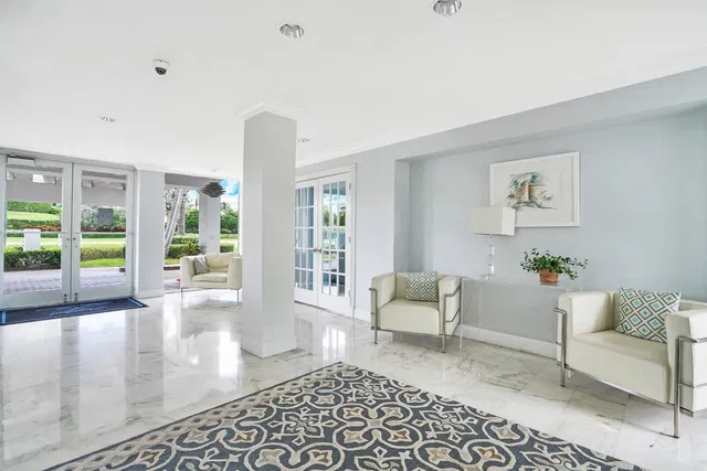 South Palm Beach Unit 403 photo 33