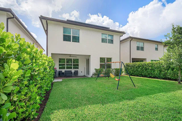 Residence photo 35