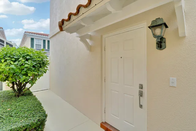 Residence photo 25