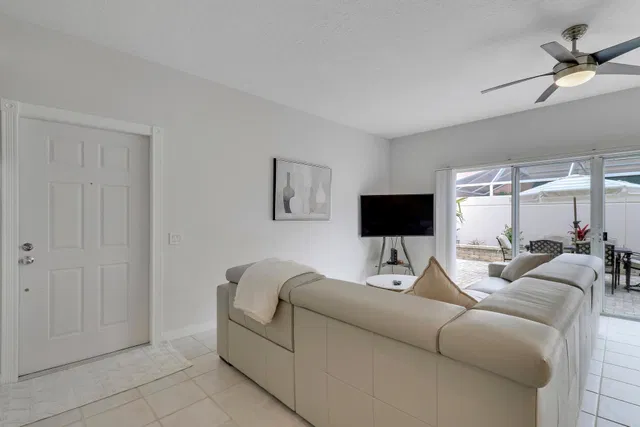 Residence photo 26
