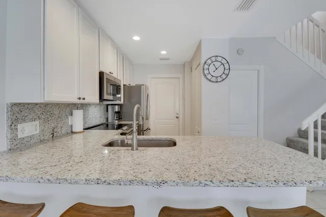 Residence photo 32