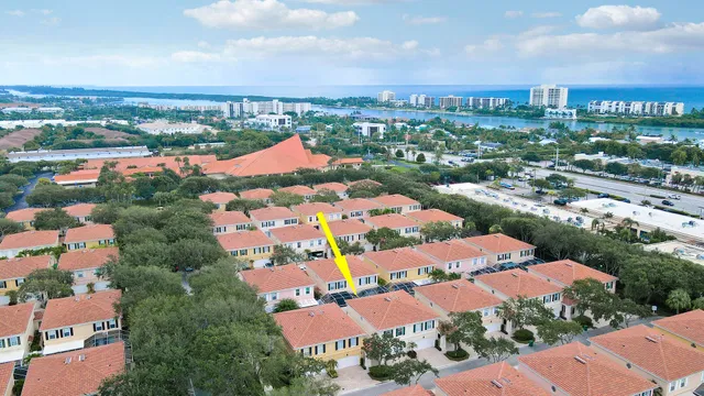 Residence photo 47