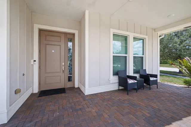  Residence photo 35