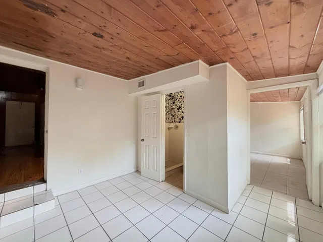 West Palm Beach Residence photo 13