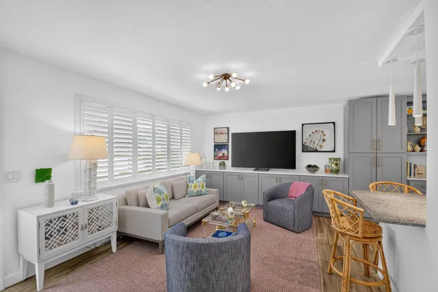 SoSo West Palm Beach Residence photo 7