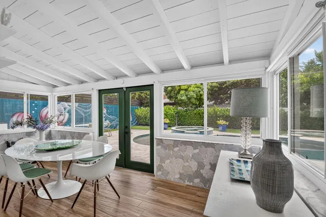 SoSo West Palm Beach Residence photo 17