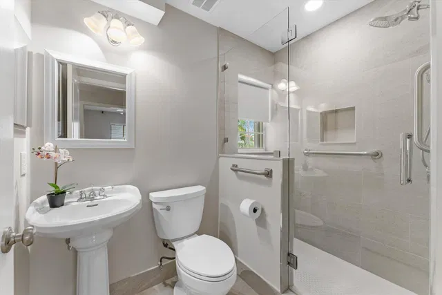 Residence photo 19