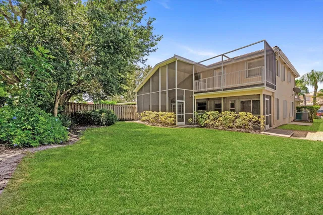 Residence photo 42