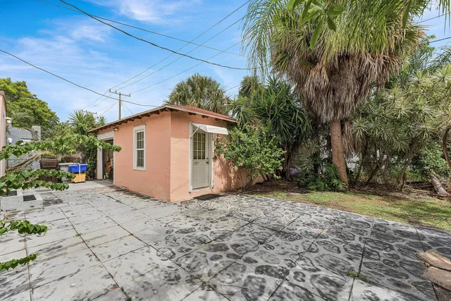 West Palm Beach Residence photo 32