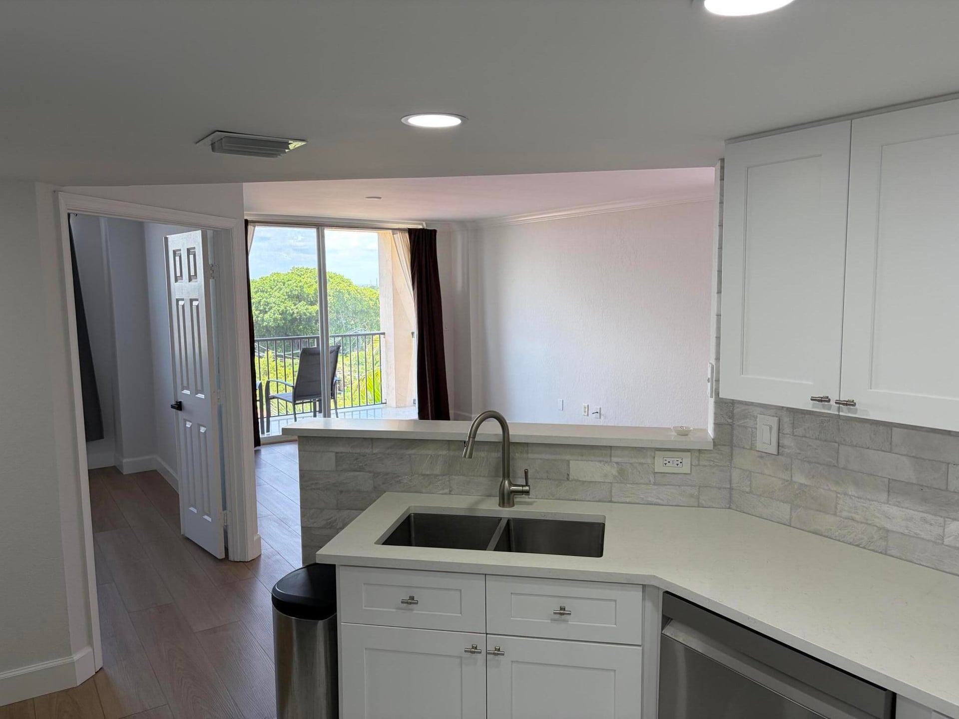 Flagler Pointe Unit 824 photo 8