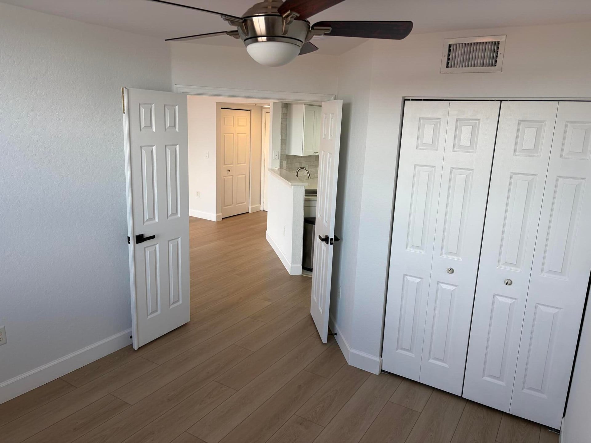 Flagler Pointe Unit 824 photo 11