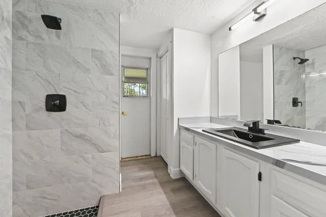  Residence photo 20
