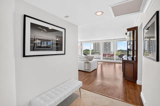 Sea Ranch Club of Boca Unit 401 photo 11