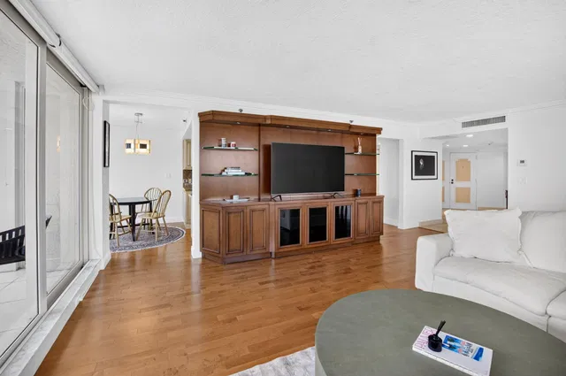 Sea Ranch Club of Boca Unit 401 photo 15