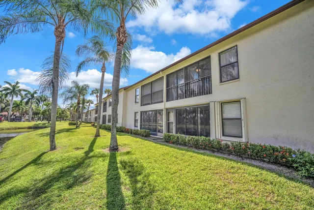 Residence photo 30