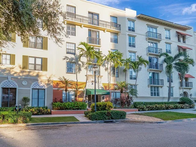 Courtyards in Cityplace Unit 206 photo 21