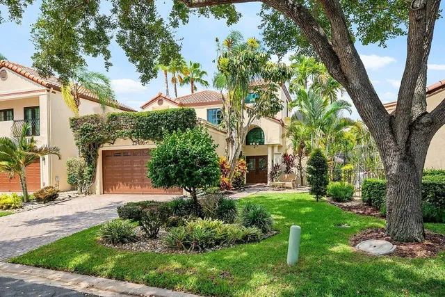 Residence photo 5