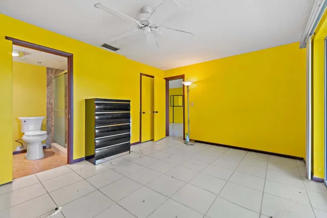 Unit 108 photo 10