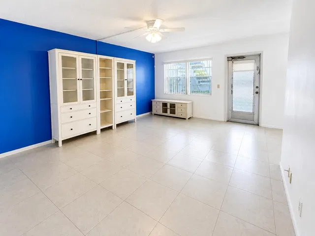  Residence photo 5