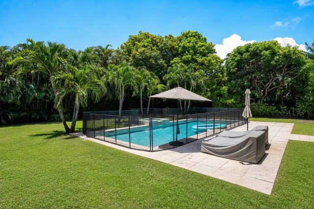 SoSo West Palm Beach Residence photo 17