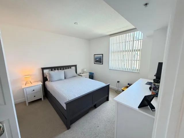 610 Clematis Unit 711 photo 4