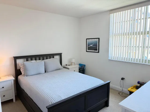 610 Clematis Unit 711 photo 11