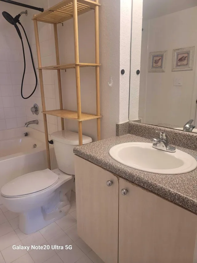 Flagler Pointe Unit 408 photo 5