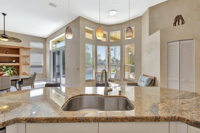 Boca Isles Residence photo 9