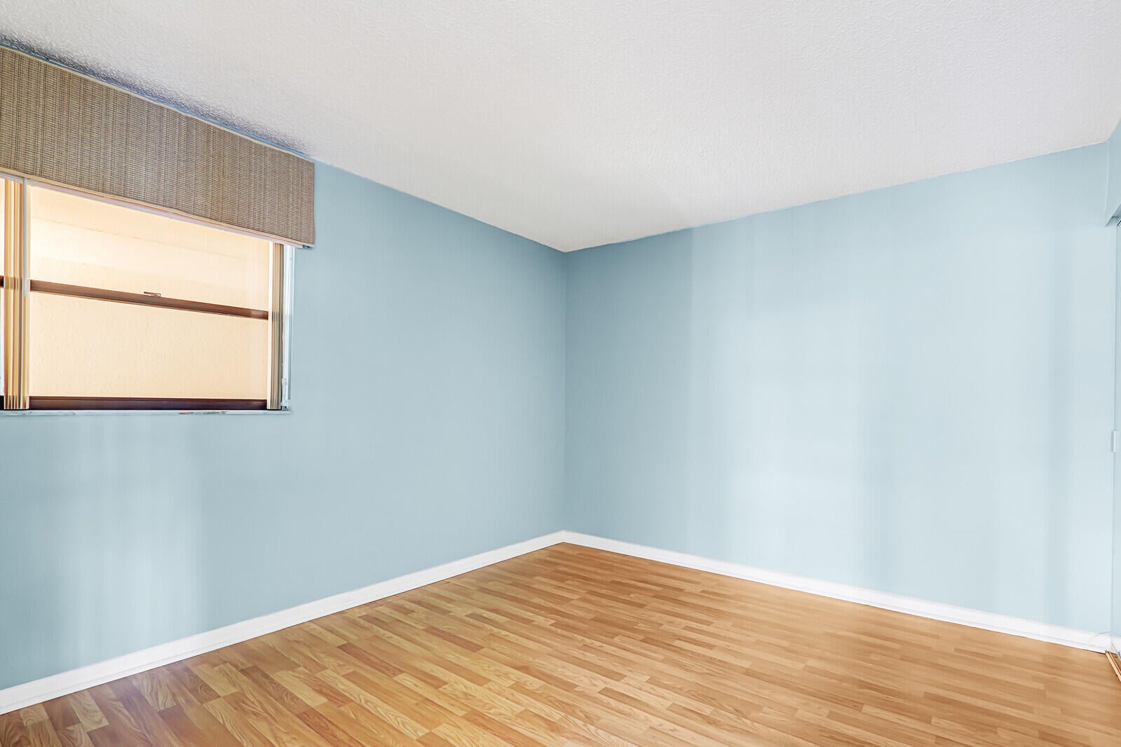 Unit 224 photo 5