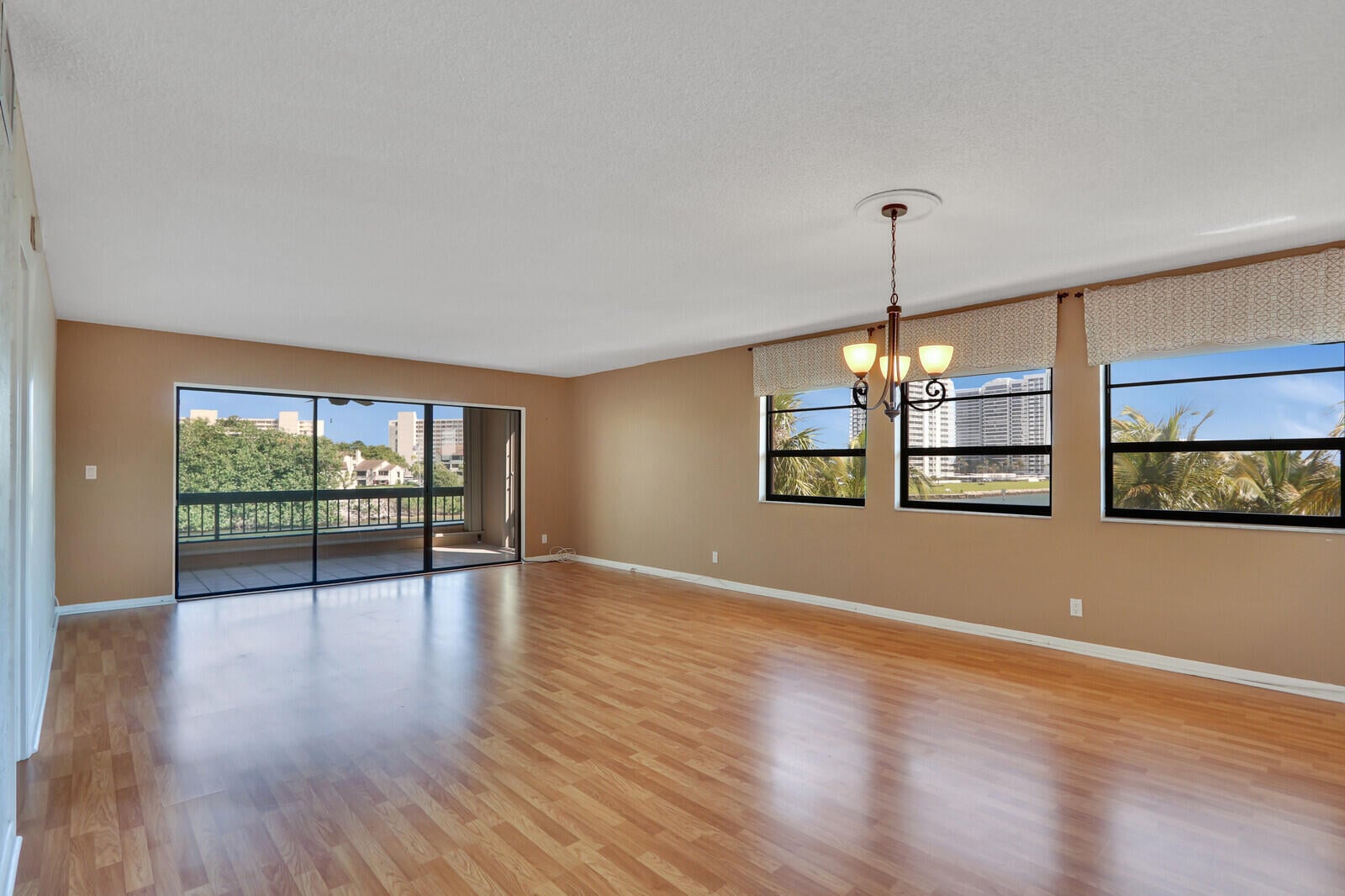Unit 224 photo 17
