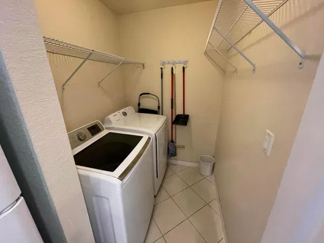 Flagler Pointe Unit 928 photo 9