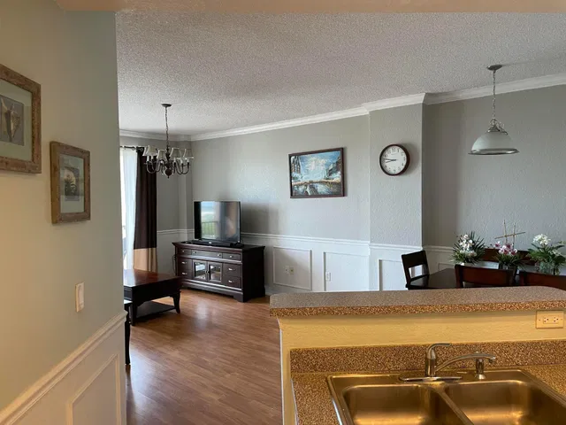 Flagler Pointe Unit 928 photo 10