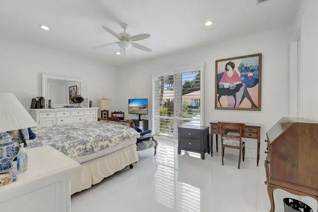 Residence photo 18