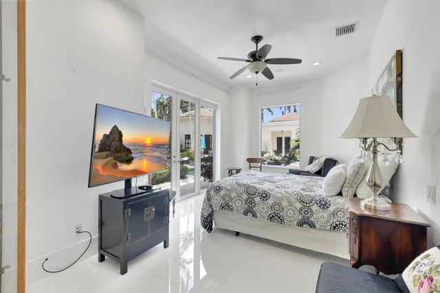 Residence photo 19
