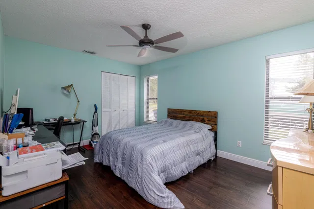 Residence photo 31
