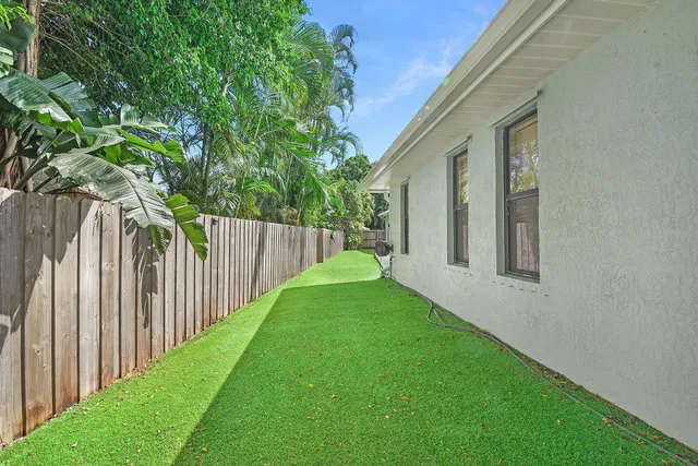 Residence photo 36