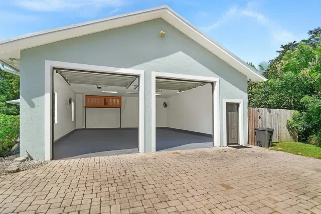 Residence photo 41