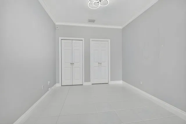 Residence photo 27